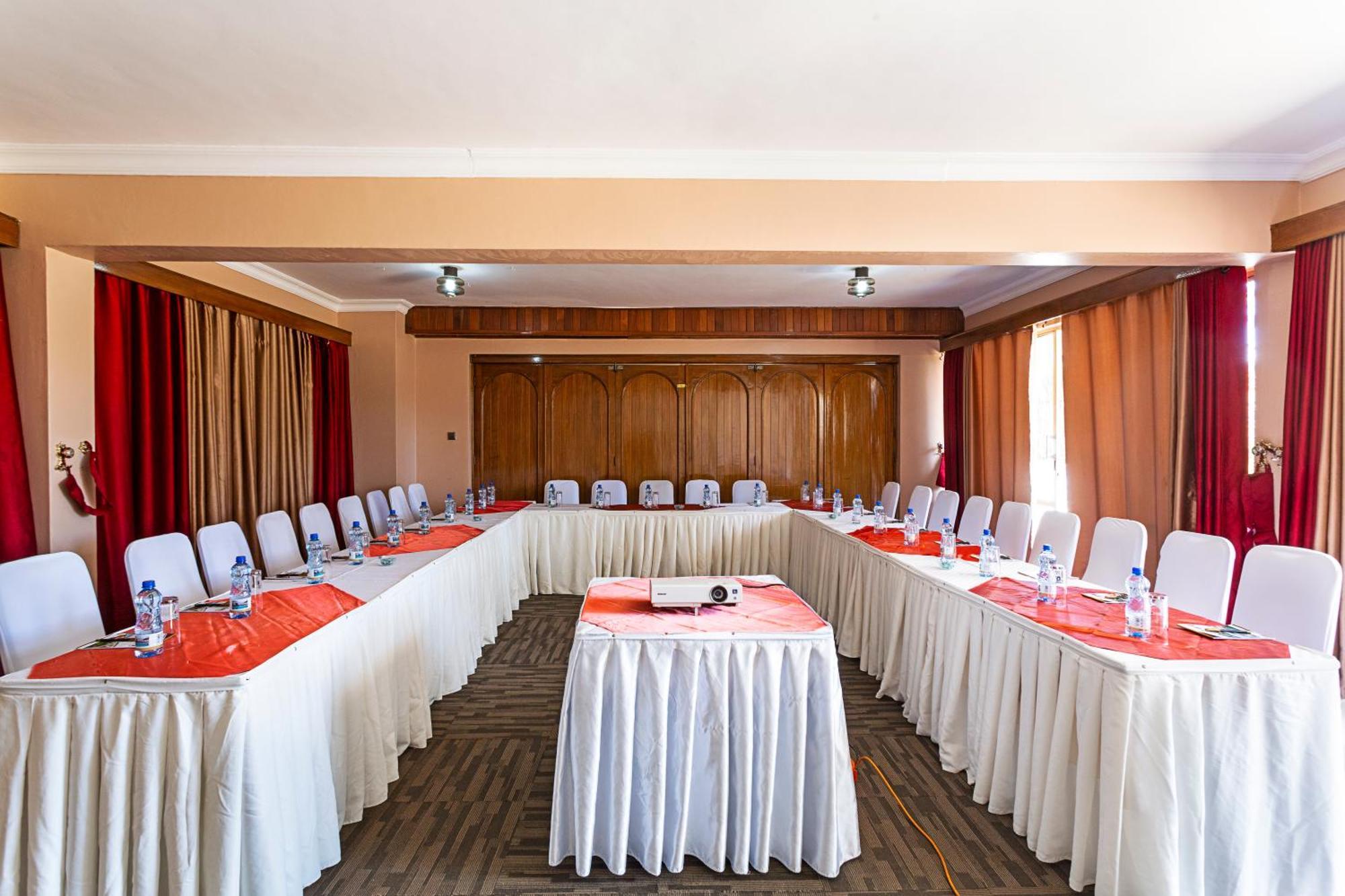 Sirikwa Hotel Eldoret Dış mekan fotoğraf